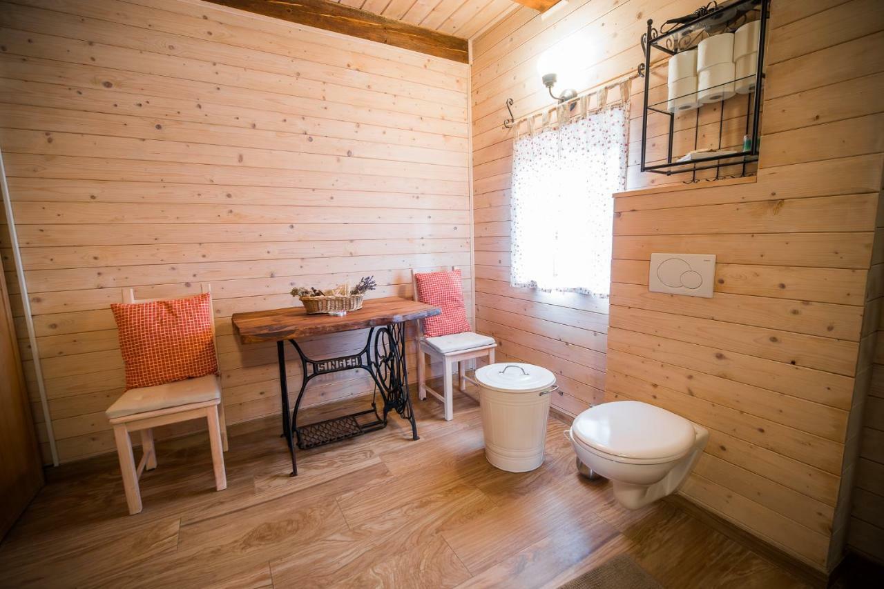 Sunny House With Sauna Bistrica ob Sotli ภายนอก รูปภาพ